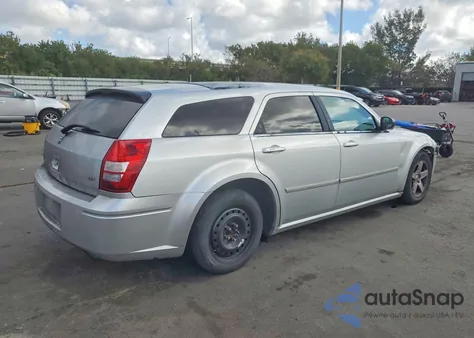 2007 Dodge Magnum Sxt z USA, uszkodzony, nr VIN 2D4FV47VX7H863188
